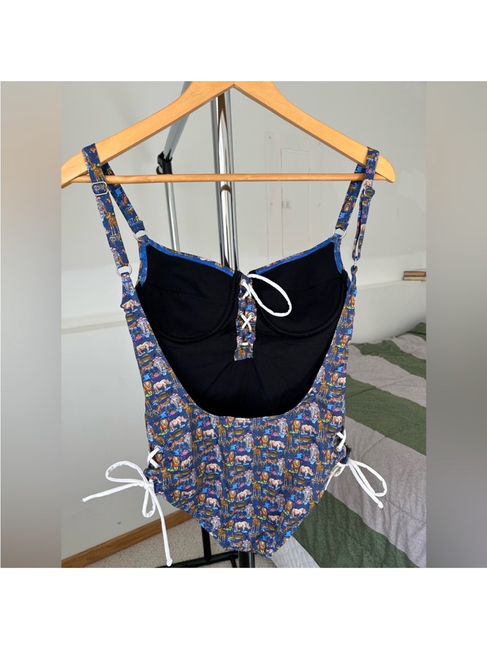 Liberty London Jungle Animal Print One Piece Swimsuit Medium - Picture 8 of 8